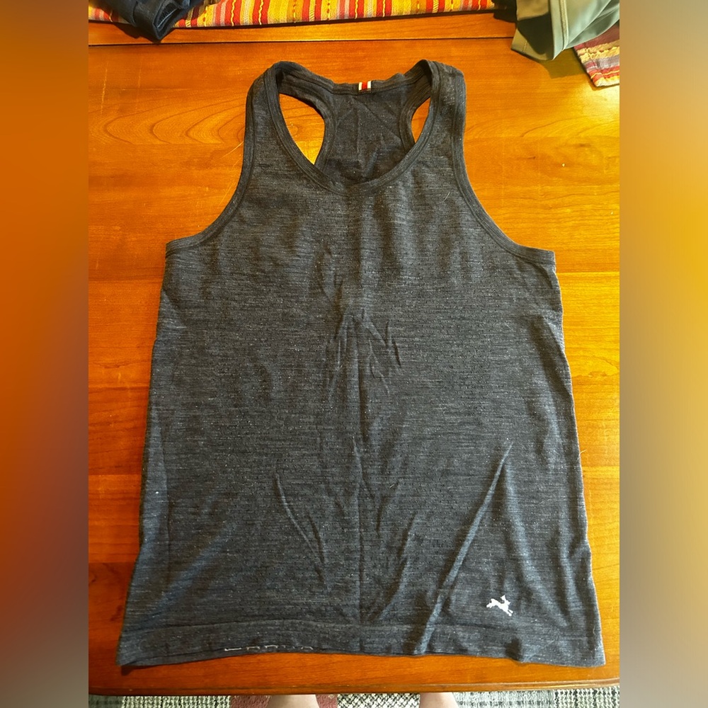 Tracksmith women’s running tank size large